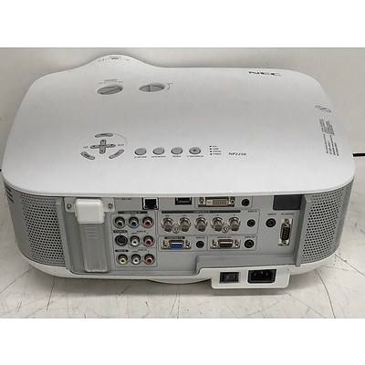 NEC (NP2250) XGA 3LCD Projector