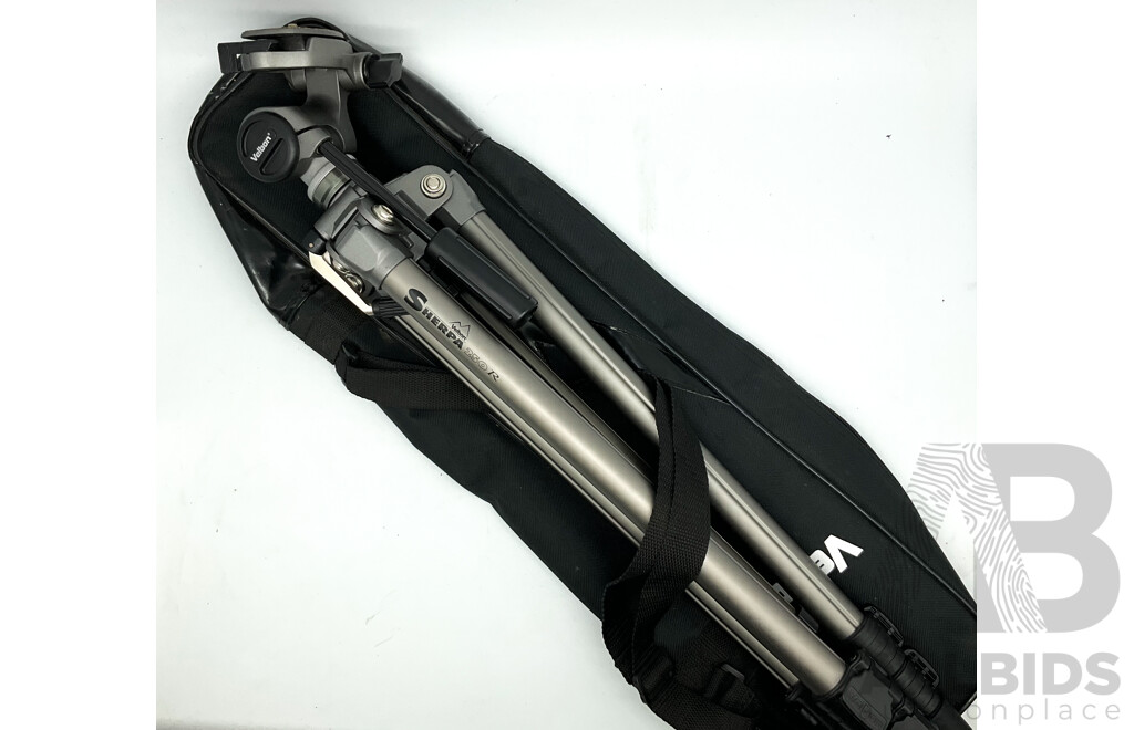 VELBON Sherpa 250R Tripod