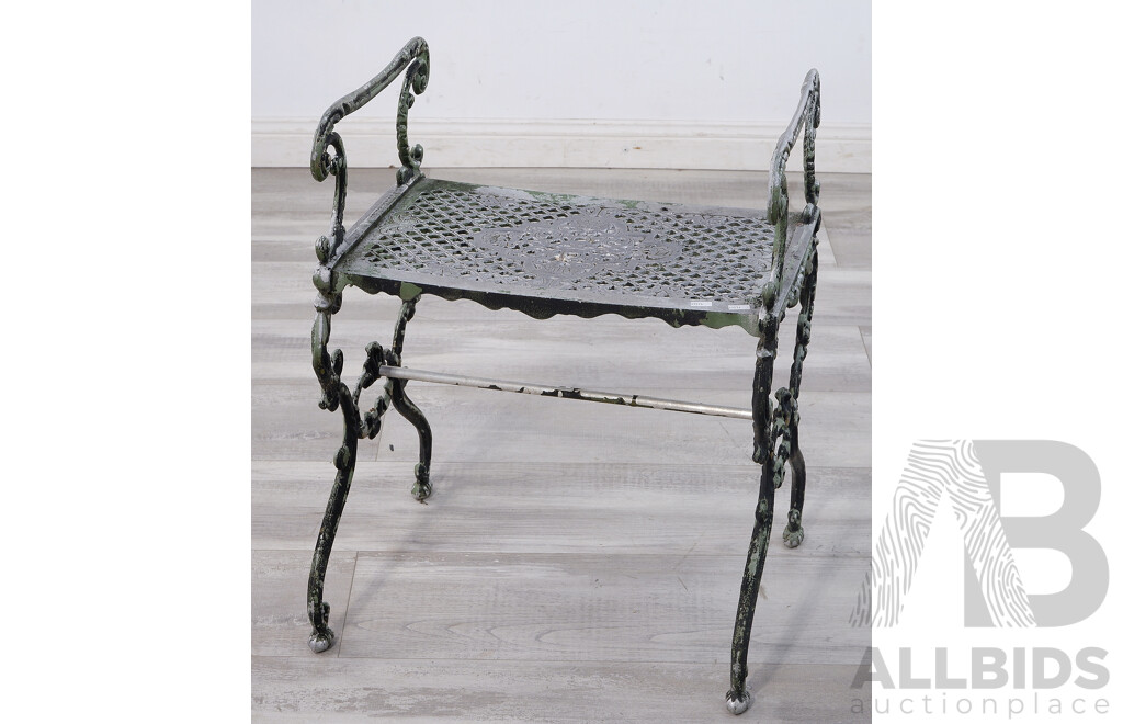 Vintage Rustic Cast Alloy Garden Seat