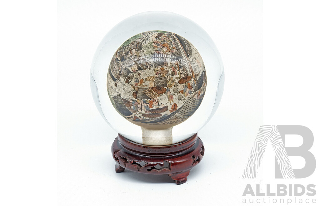 Chinese Glass Sphere Inside Painted with a Scene Along the River During the Qingming Festival in Kaifeng, Henan, Diameter 11cm