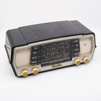 Vintage Kriesler Valve Mantle Radio
