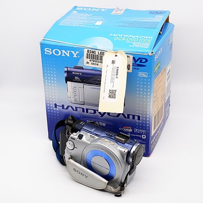 Sony DCR-DVD 100E DVD-R/RW Handycam with Original Box, Manual and Accessories