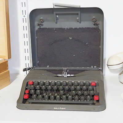 Vintage Aristocrat Portable Typewriter in Metal Case