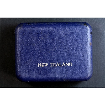 1975 New Zealand Sterling Silver Proof Dollar in Case