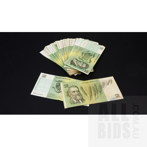 Thirty One Australian $2 Notes, Knight/ Stone, Phillips/ Wheeler, Johnston/ Fraser, Knight/ Wheeler