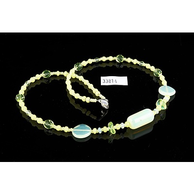 Vintage Uranium Glass Beaded Necklace