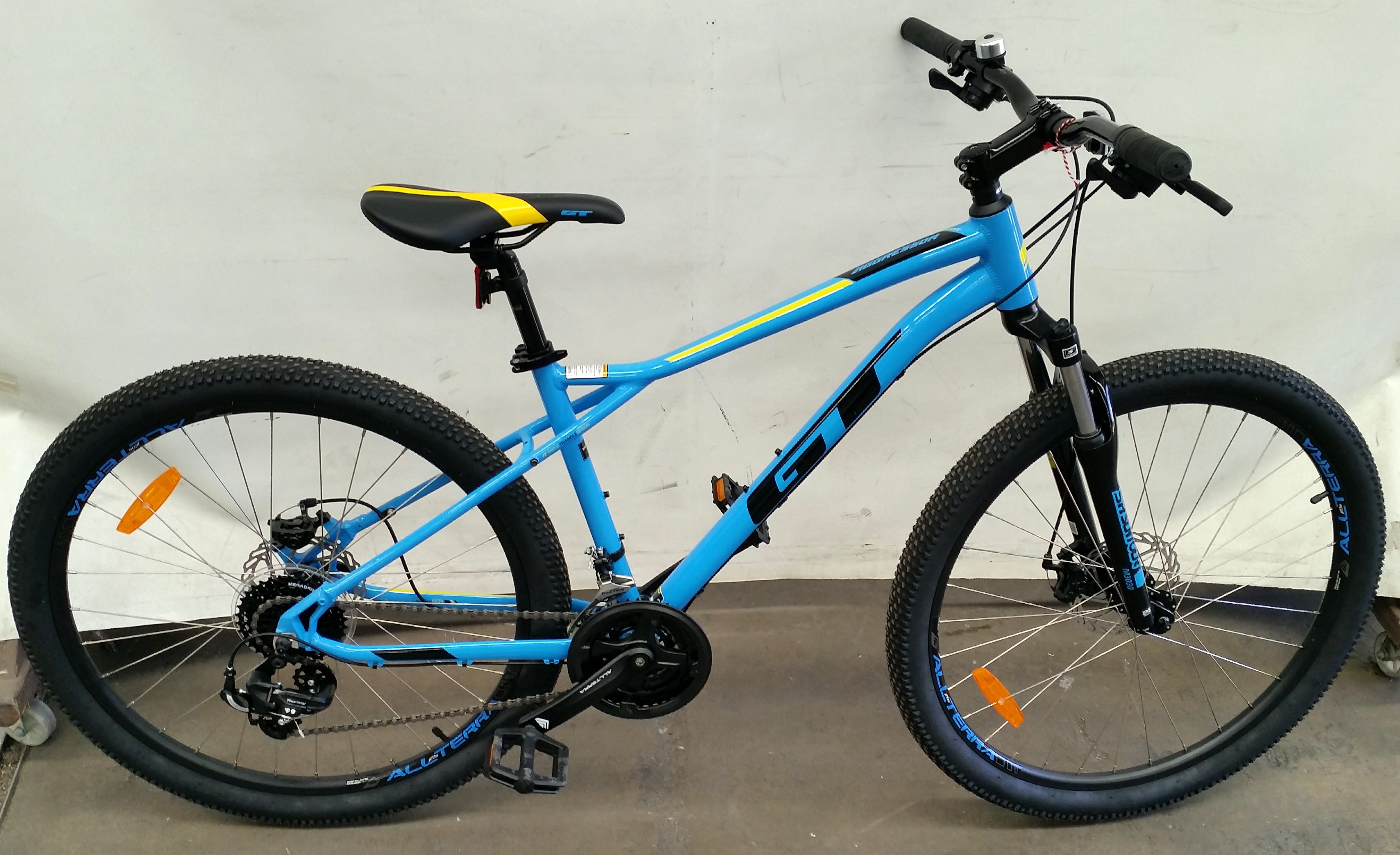 Gt aggressor sport store mountain bike 2020