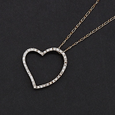9ct Yellow Gold Heart with CZ on 9ct Figaro Chain, 3.2g