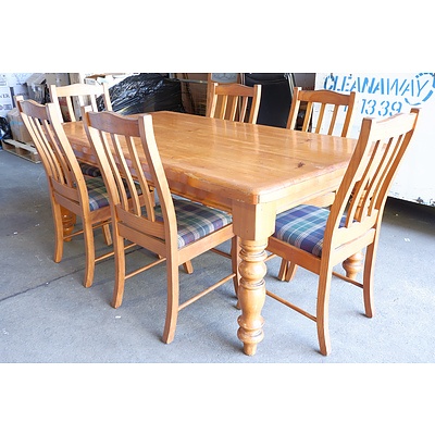 Pine Country Style Dining Table with a Set of Six matching Chairs
