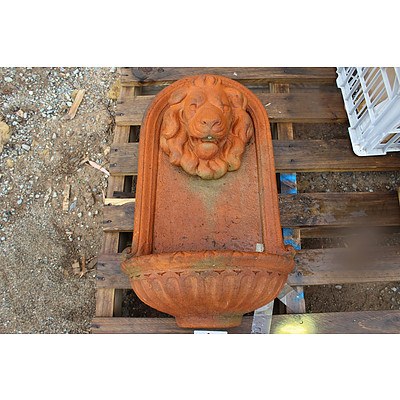 Outdoor Lion Water Feature