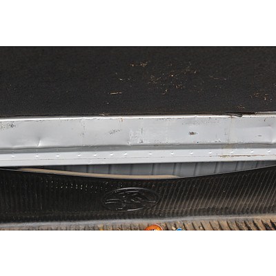 2005 Holden Ute Hard Cover and Tub Liner