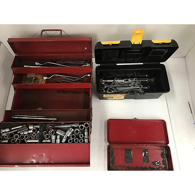 Sidchrome and Stanley Toolbox's With Contents