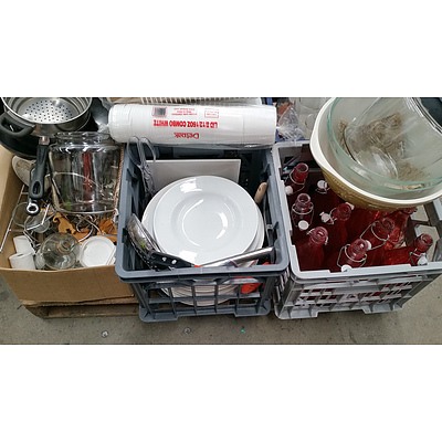 Selection of Commercial Cookware, Glassware and Food Service/Preparation Equipment