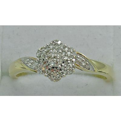 9ct Gold Two-Tone Diamond Cluster Ring