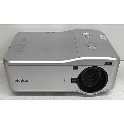 Vivitek D6010 Large Venue WXGA DLP Projector