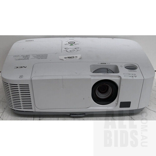 NEC (P451X) XGA 3LCD Projector