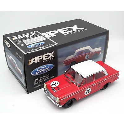 Apex Replicas, 1963 Ford Cortina GT, Harry Firth/ Bob Jane Armstrong 500 Winner, 632/1002, 1:18 Scale Model Car