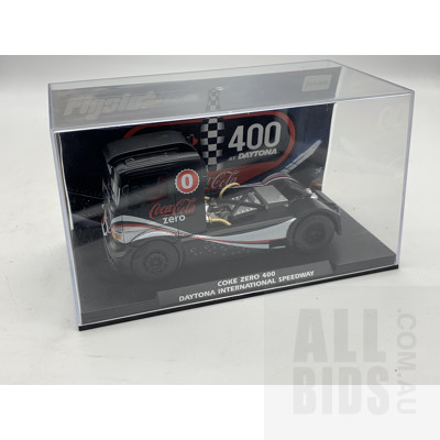 Flyslot , Mercedes Benz , Coke Zero 400 Daytona International Speedway, 1:32 Scale Model Truck