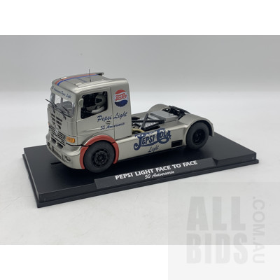 Flyslot , Mercedes Benz , Pepsi Light Face To Face , 50 Anniversary , 1:32 Scale Model Truck