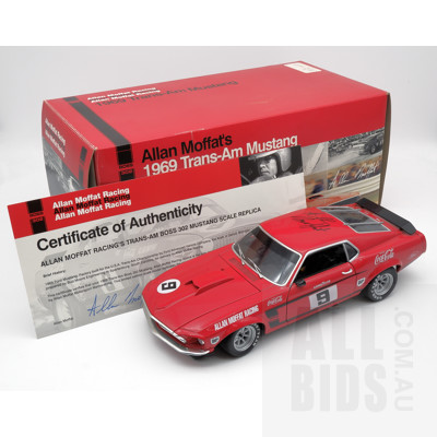 Welly, 1969 Trans-Am Boss 302 Mustang in Coca Cola Colours, Signed by Allan Moffat, 1:18 Scale Model Car