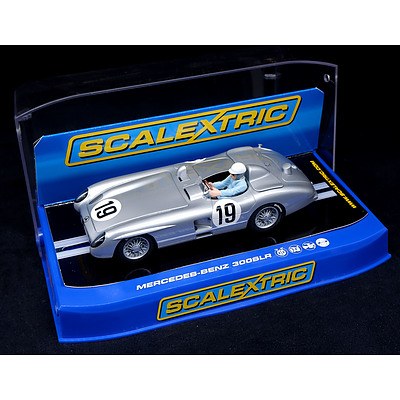 Scalextric, 1955 Mercedes 300 SLR, No 19, 1:32 Scale Model
