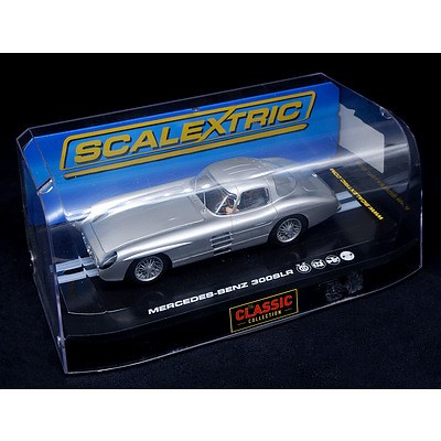Scalextric, Mercedes 300 SLR Coupe, 1:32 Scale Model