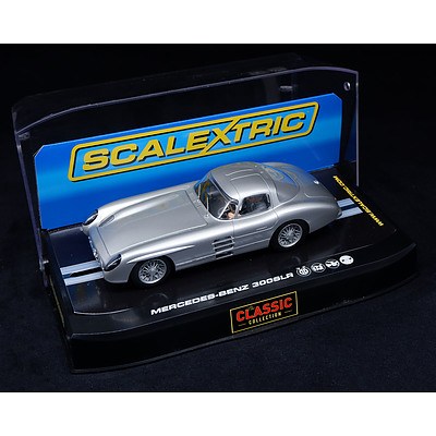 Scalextric, Mercedes 300 SLR Coupe, 1:32 Scale Model