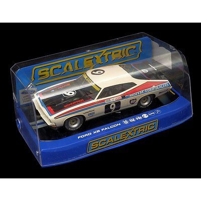 Scalextric, Ford XB Falcon, Allan Moffat No 9, 1:32 Scale Model