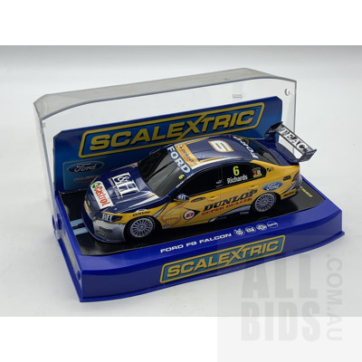 Scalextric, Ford FG Falcon Richards, 1:32 Scale Model