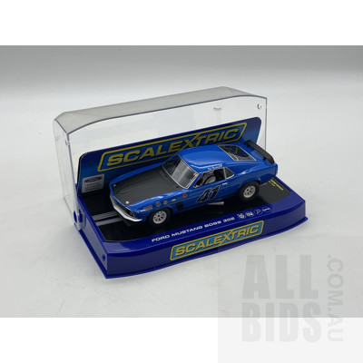 Scalextric, 1969 Ford Mustang Boss 302, Hinchcliff, 1:32 Scale Model