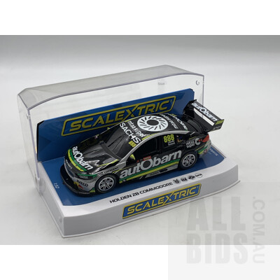 Scalextric, 2018 Holden ZB Commodore Bathurst 1000 Winner Lowndes/Richards, 1:32 Scale Model