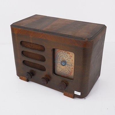 Antique Arts & P No 1469S Timber Cased Valve Radio