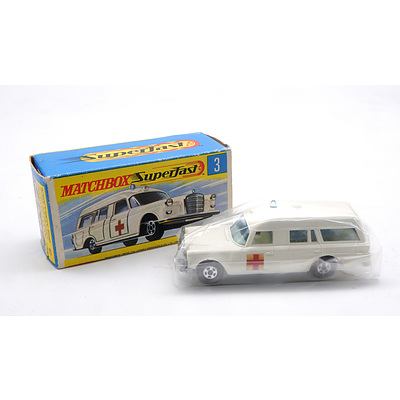 Vintage Matchbox Superfast No3 'Mercedes Benz BNZ Ambulance'