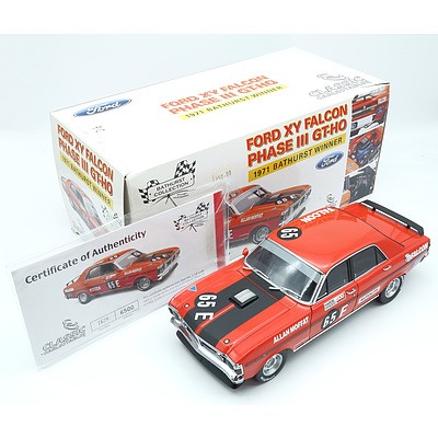 Classic Carlectables,65E Ford XY Falcon Phase III GTHO, 1628/6500, 1:18 Scale Model Car