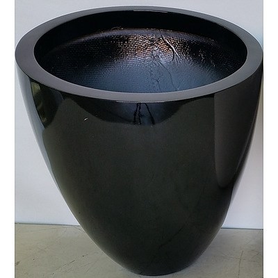 40cm Fibreglass Egg Indoor Planter - Brand New