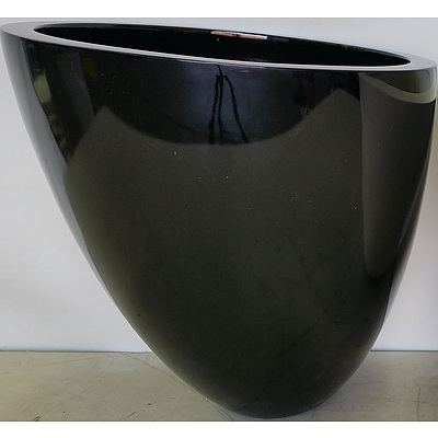 40cm Fibreglass Egg Indoor Planter - Brand New