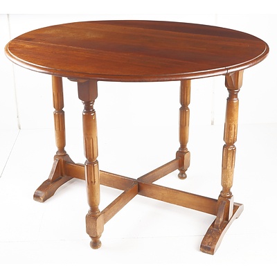 Antique Style Maple Drop Side Table