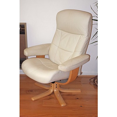 IMG Norway Recliner with Creme Leather Upholstry