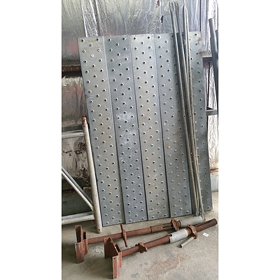 Aluminium Scaffolding With Planks