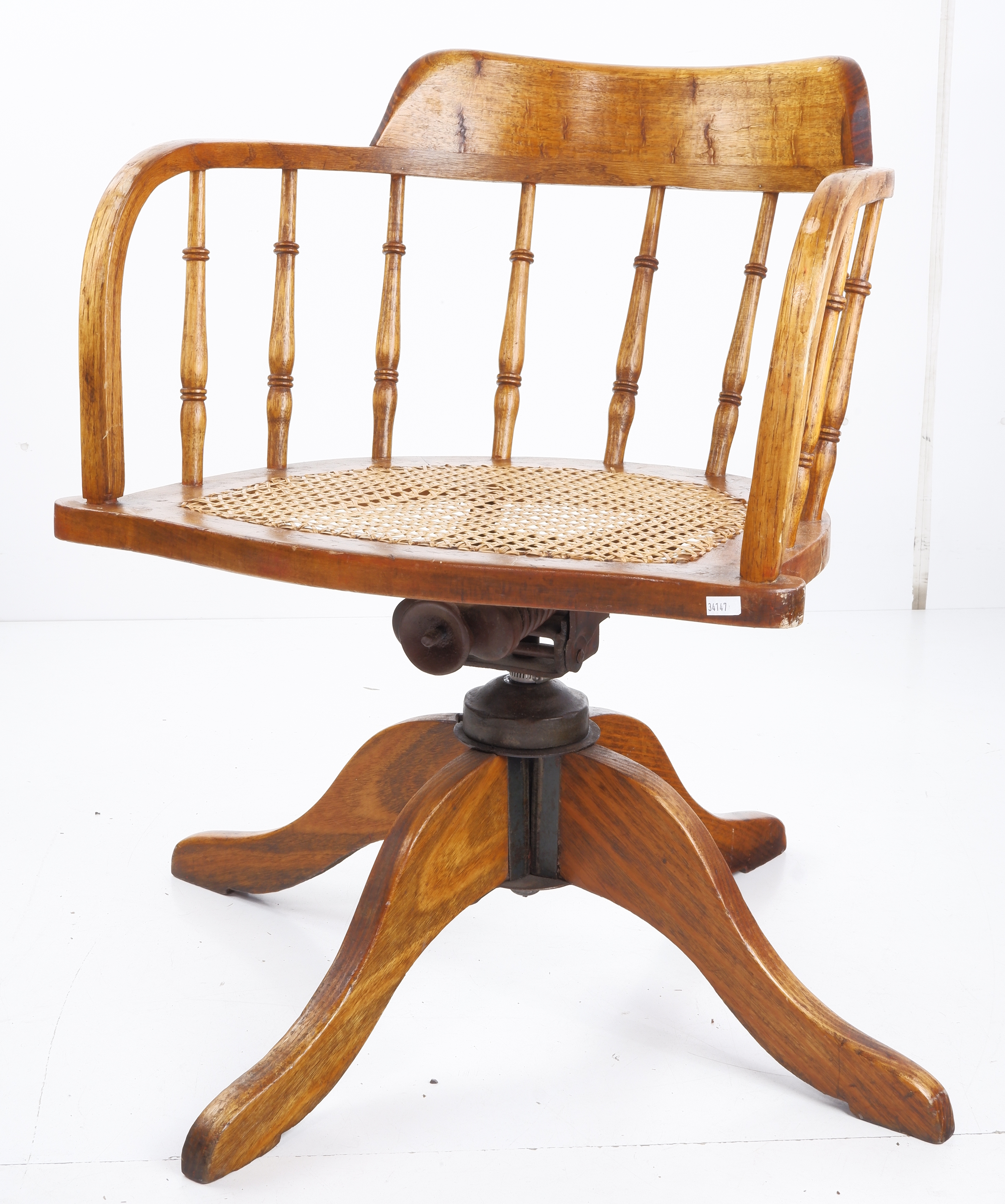 Rattan discount captains chair