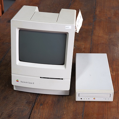Vintage Apple Macintosh Classic II Computer