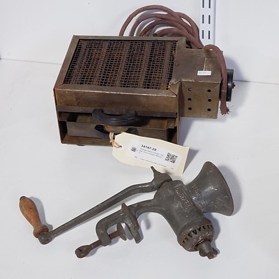Vintage Belco Electric Toaster and a Harper Mincer (2)