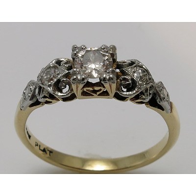 Vintage Diamond Ring - 18ct Gold & Platinum