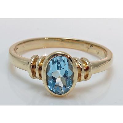 9ct Gold Sky-Blue Topaz Ring