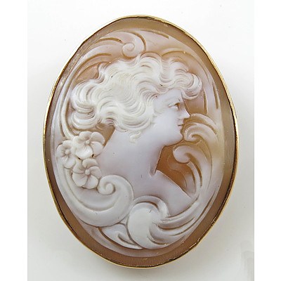 Vintage 9ct Gold Cameo Brooch, In Dunklings Presentation Box