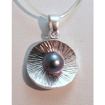 Sterling Silver Black Freshwater Pearl Pendant