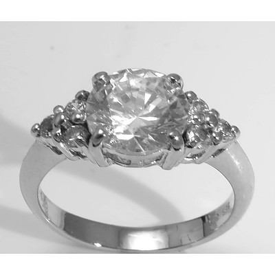 14ct White Gold Ring - Set With Cz of 2ct Diamond Equivalent Size