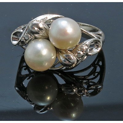 9ct White Gold Akoya Pearl Ring