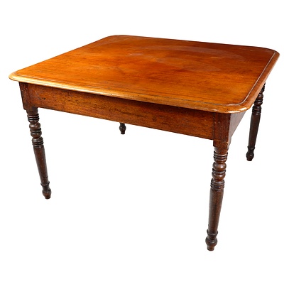 Antique Cedar Farmhouse Table with Finely Turned Legs, Mid to Late 19th Century