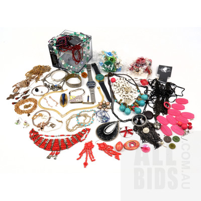Assorted Vintage and Contemporary Beaded jewellery including Sterling Silver Bracelet